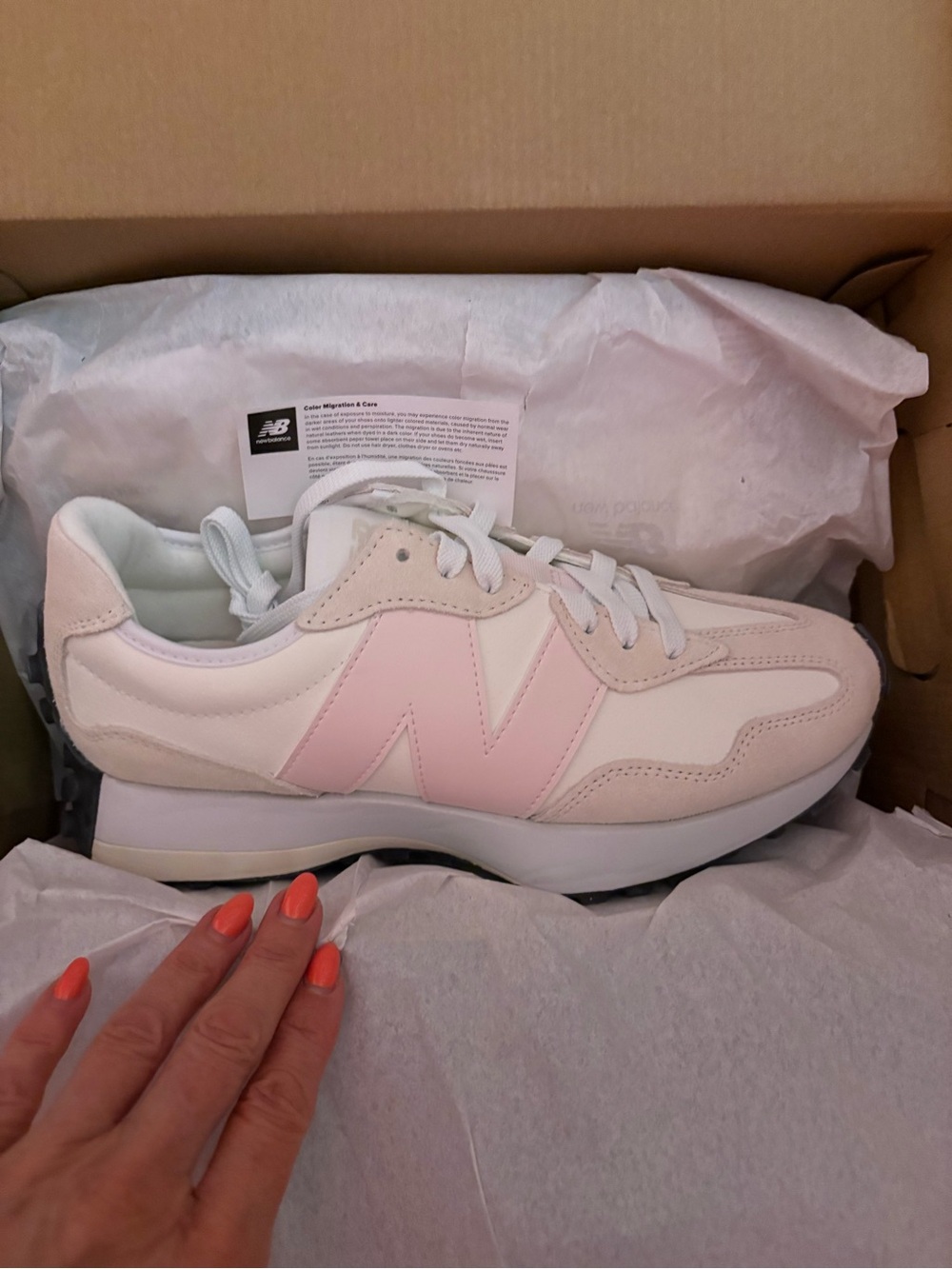 NEW BALANCE 327 - Picture 7 of 10